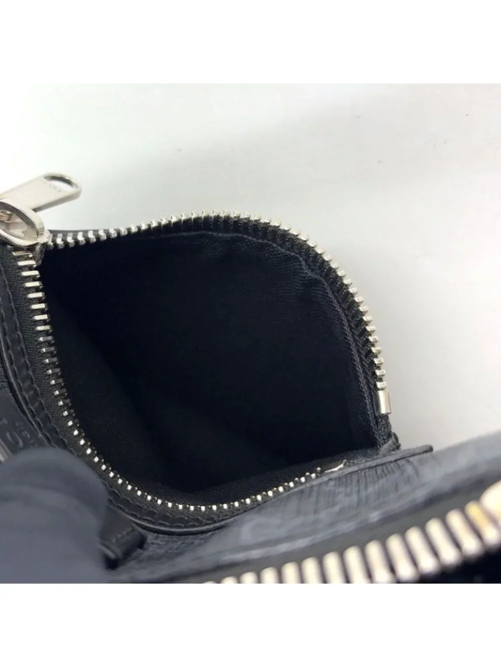 Gucci GG Supreme Small Messenger Bag Leather Navy Black Red Silver